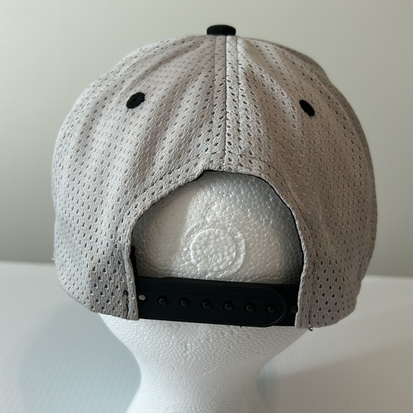 Coors Light Grey Mesh Hat‎ EUC Adjustable - Picture 3 of 8